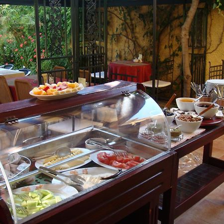 Villa Danlin Hotel Гьоджек Екстер'єр фото